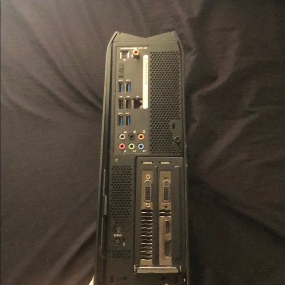 Alienware PC - Picture 4 of 4